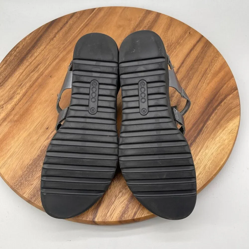 ECCO Freja Sandals Womens Size 8 / 39 Metallic Gray Leather Strappy Casual Shoe